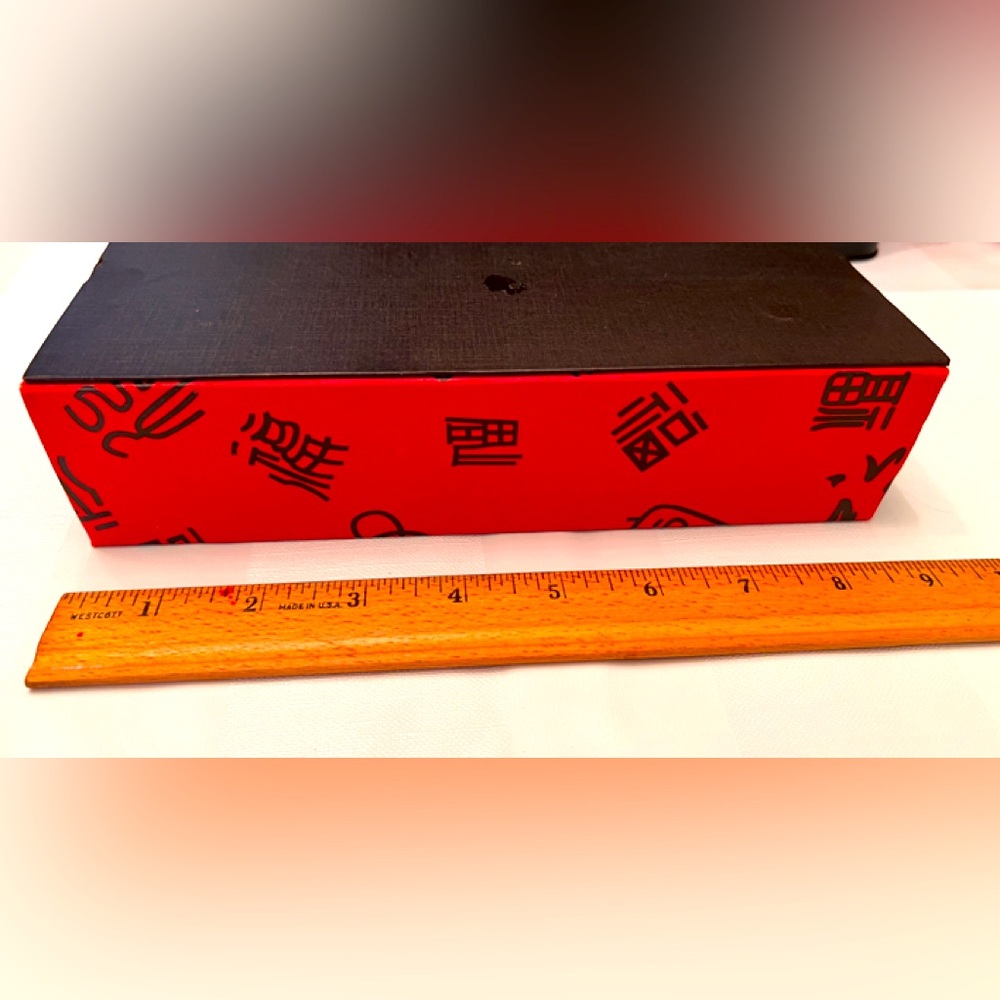 Chinese gift box